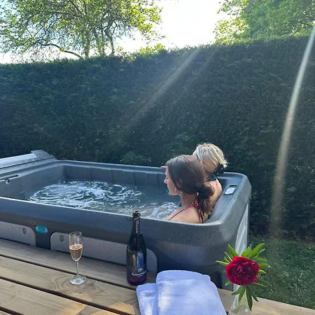 Chalet With Private *